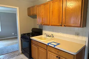 22732 Rosalind Ave, Eastpointe, MI 48021 - Photo 11