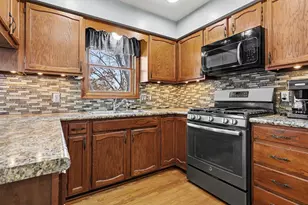 3450 Auburn Ave NE, Grand Rapids, MI 49525 - Photo 9