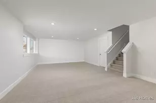 6602 Timber Crst Dr NE, Rockford, MI 49341 - Photo 27