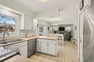 1608 Edington St, Portage, MI 49024 - Photo 17