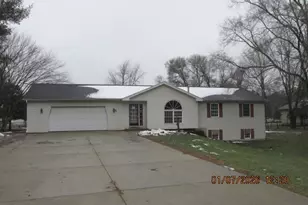 676 N 10th St, Plainwell, MI 49080 - Photo 1