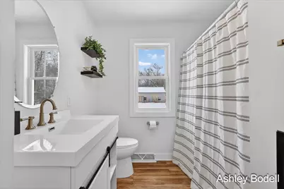 237 7 Mile Road NW, Comstock Park, MI 49321 - Photo 21