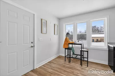 237 7 Mile Road NW, Comstock Park, MI 49321 - Photo 13