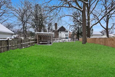 208 W Sheridan, Fremont, MI 49412 - Photo 3