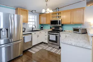 38918 37 1/2 St, Paw Paw, MI 49079 - Photo 7