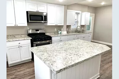 401 Monroe Avenue, Muskegon, MI 49441 - Photo 11