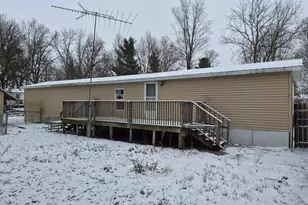 1205 Cherry Ln, Battle Creek, MI 49017 - Photo 3