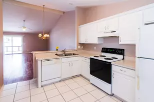 1988 N Kenwyck Dr, Ypsilanti, MI 48198 - Photo 5