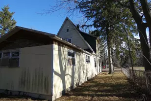 660 Pearl St, Benton Harbor, MI 49022 - Photo 5