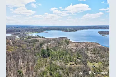 12375 Overlook Drive NE, Greenville, MI 48838 - Photo 3