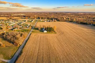 2571 E Valley Rd, Adrian, MI 49221 - Photo 7