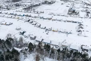 3924 Elderberry Dr, Holland, MI 49424 - Photo 51