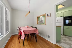 2400 Crest Dr, Kalamazoo, MI 49008 - Photo 7