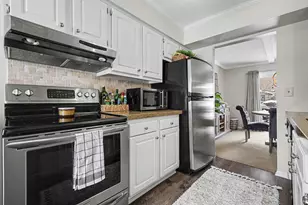 2596 Knightsbridge Rd SE, Grand Rapids, MI 49546 - Photo 11