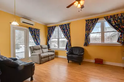 160 W Main Avenue, Zeeland, MI 49464 - Photo 11