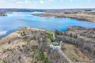 12375 Overlook Dr NE, Greenville, MI 48838 - Photo 3