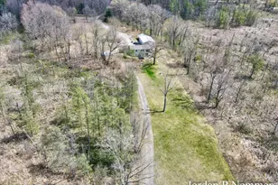 12375 Overlook Dr NE, Greenville, MI 48838 - Photo 7