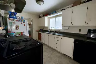 201 Lake Hills Dr, Concord, MI 49237 - Photo 9