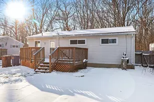 22279 Bohn Rd, Belleville, MI 48111 - Photo 17