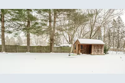 1766 Poplar Path, Stevensville, MI 49127 - Photo 33