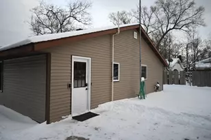 2087 Whitehall Rd, Muskegon, MI 49445 - Photo 5