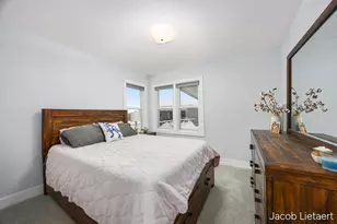 1331 Ellsmere St NE, Grand Rapids, MI 49505 - Photo 15