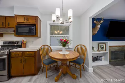 1331 Ellsmere Street NE, Grand Rapids, MI 49505 - Photo 7