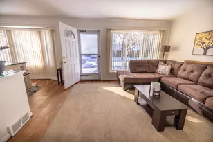 8218 Beaverland St, Detroit, MI 48239 - Photo 3