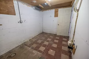 8218 Beaverland St, Detroit, MI 48239 - Photo 19