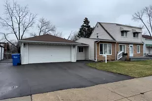 23752 Stewart Ave, Warren, MI 48089 - Photo 3