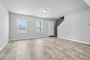 47805 Silver Oaks W, Mattawan, MI 49071 - Photo 9