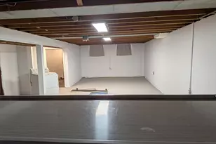 18429 Stephens Rd, Eastpointe, MI 48021 - Photo 19