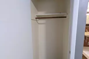 18429 Stephens Rd, Eastpointe, MI 48021 - Photo 13