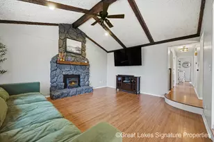 7528 Pine Grove Dr, Jenison, MI 49428 - Photo 9