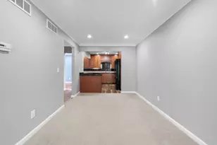 21053 E Glen Haven Cir, Novi, MI 48167 - Photo 7