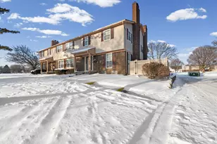 21053 E Glen Haven Cir, Novi, MI 48167 - Photo 3