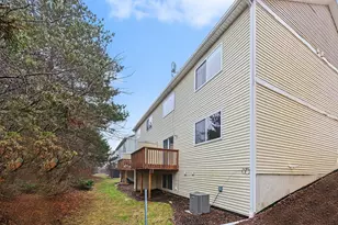 3037 Ledgestone Pl NE, Grand Rapids, MI 49525 - Photo 23