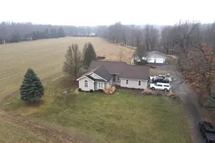 448 N Batavia Rd, Coldwater, MI 49036 - Photo 1