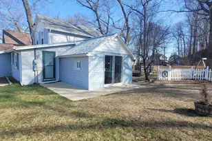 2090 Lake View Dr, Brooklyn, MI 49230 - Photo 1