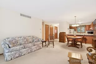 831 Creekridge Dr, Holland, MI 49423 - Photo 5