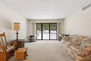 831 Creekridge Dr, Holland, MI 49423 - Photo 7