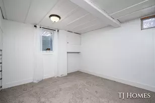 948 Becker Rd, Muskegon, MI 49445 - Photo 21