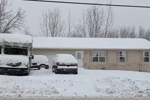 3804 32nd St SE, Grand Rapids, MI 49512 - Photo 1