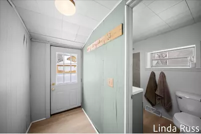 1033 Jennette Avenue NW, Grand Rapids, MI 49504 - Photo 5