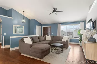 6114 Kingsbury Court, Allendale, MI 49401 - Photo 5