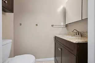 3812 Greenleaf Cir, Kalamazoo, MI 49008 - Photo 9