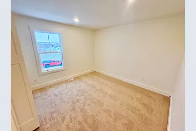 7105 Kettle Dale Avenue SE, Alto, MI 49302 - Photo 15