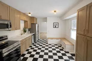 233 Washington Ave, Plainwell, MI 49080 - Photo 5