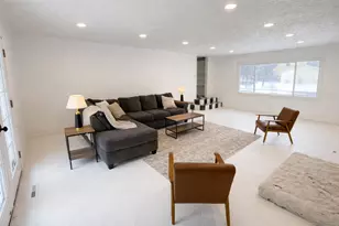 233 Washington Ave, Plainwell, MI 49080 - Photo 7