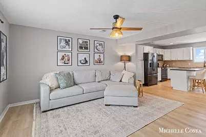 6498 Bradenwood Drive, Hudsonville, MI 49426 - Photo 3